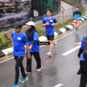 Runner Photo 7952808