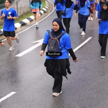 Runner Photo 7952809
