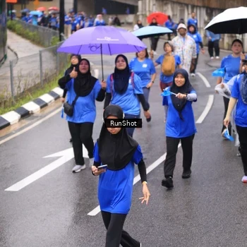 Runner Photo 7952828