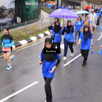 Runner Photo 7952835