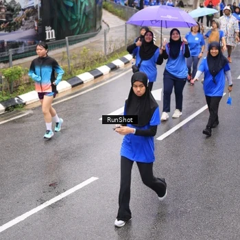 Runner Photo 7952836