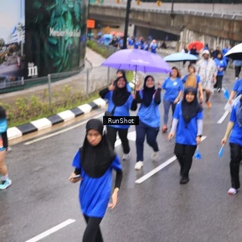 Runner Photo 7952837