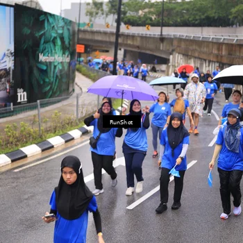 Runner Photo 7952839