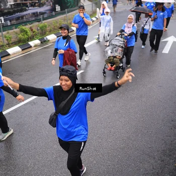 Runner Photo 7952844