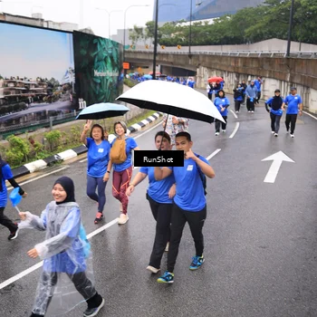 Runner Photo 7952901