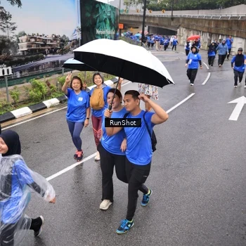 Runner Photo 7952908