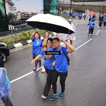 Runner Photo 7952918
