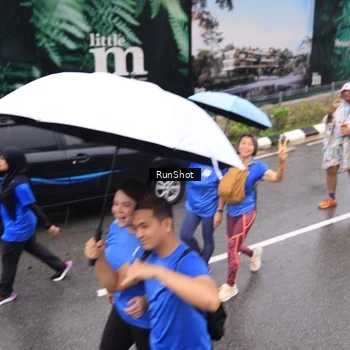 Runner Photo 7952919