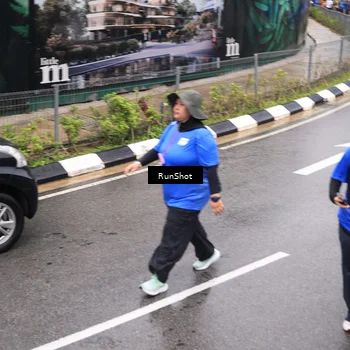 Runner Photo 7952969
