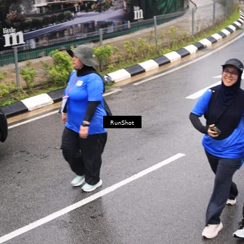 Runner Photo 7952975