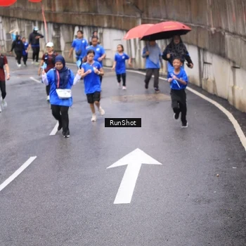 Runner Photo 7953026