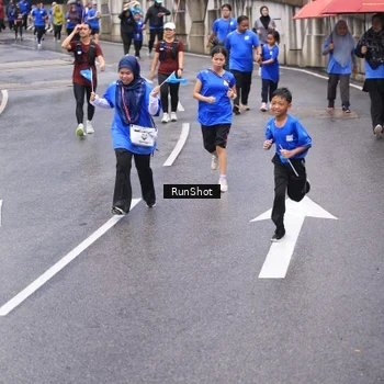Runner Photo 7953032