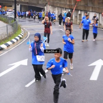 Runner Photo 7953041