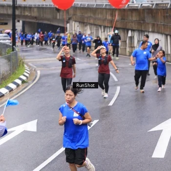 Runner Photo 7953051