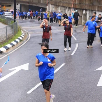 Runner Photo 7953055