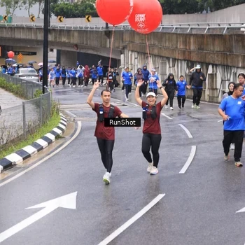 Runner Photo 7953063
