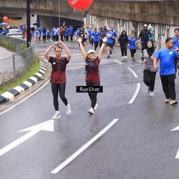 Runner Photo 7953074