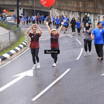 Runner Photo 7953075
