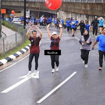 Runner Photo 7953084