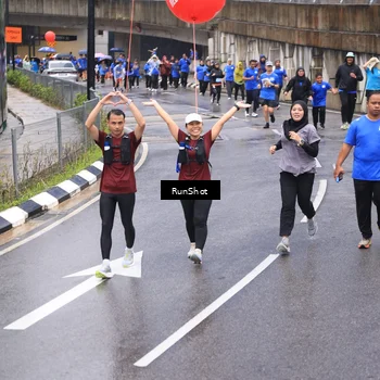 Runner Photo 7953085
