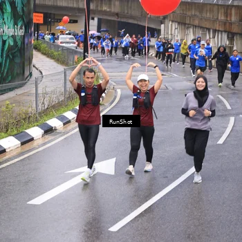 Runner Photo 7953088