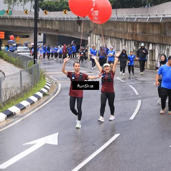 Runner Photo 7953105