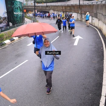 Runner Photo 7953137