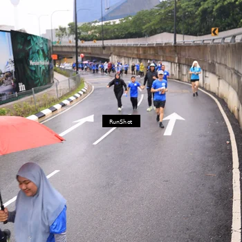 Runner Photo 7953138