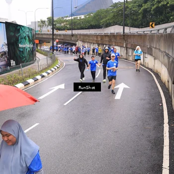 Runner Photo 7953141