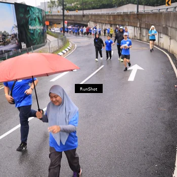 Runner Photo 7953155