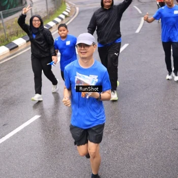 Runner Photo 7953168