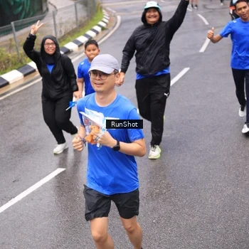 Runner Photo 7953169