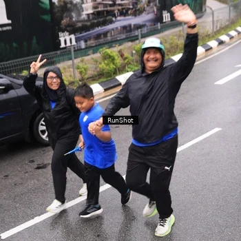 Runner Photo 7953191