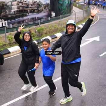 Runner Photo 7953193