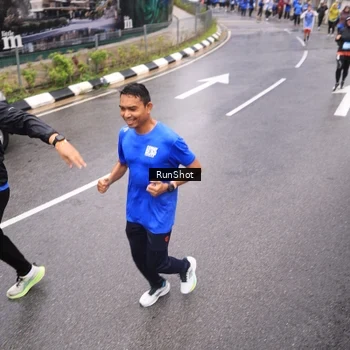 Runner Photo 7953194