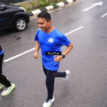 Runner Photo 7953201