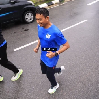 Runner Photo 7953203