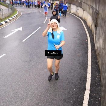 Runner Photo 7953215