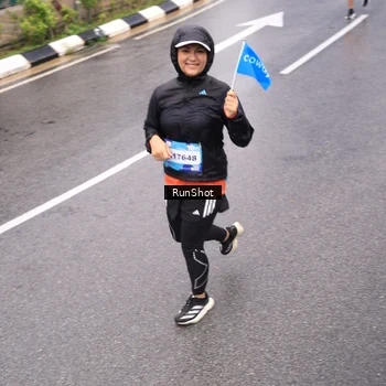 Runner Photo 7953245