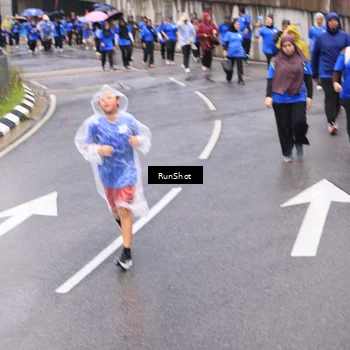 Runner Photo 7953253
