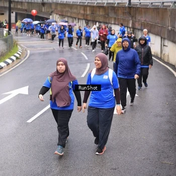 Runner Photo 7953308