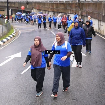 Runner Photo 7953311