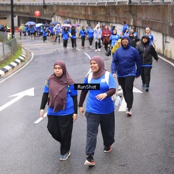 Runner Photo 7953313