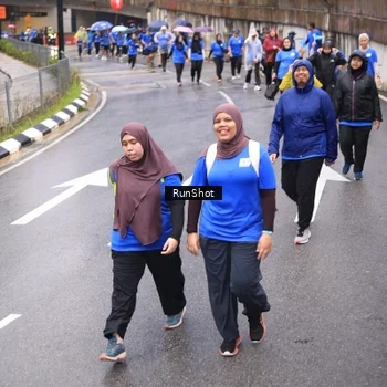Runner Photo 7953316