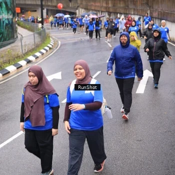 Runner Photo 7953326