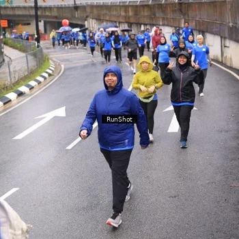 Runner Photo 7953338