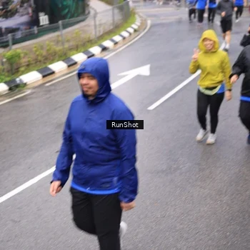 Runner Photo 7953354