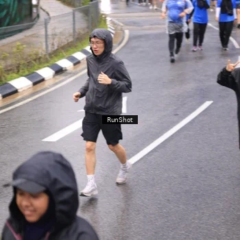Runner Photo 7953382