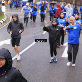 Runner Photo 7953385