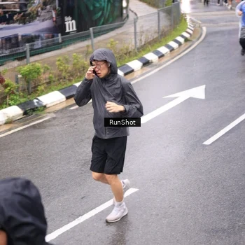 Runner Photo 7953387